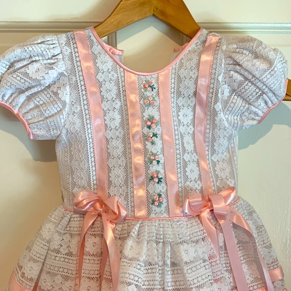 Little Girls, white and pink, lace dress size 3 - Picture 2 of 7